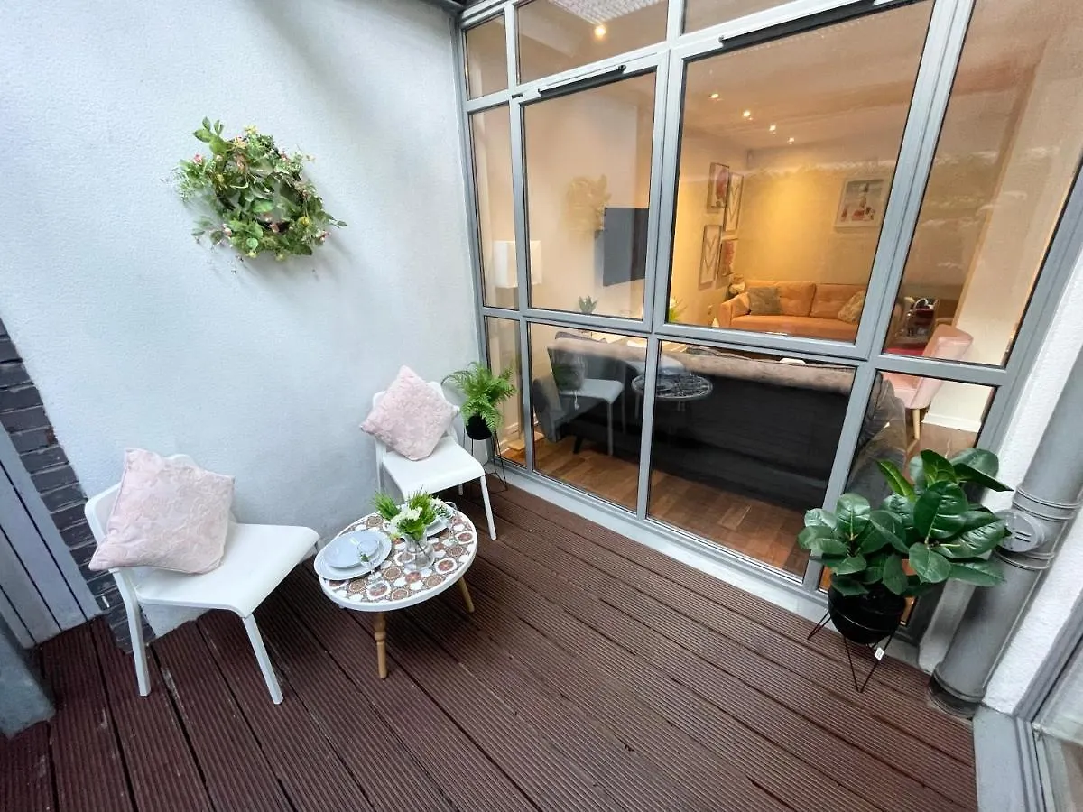 Large American Loft Style Apartment Close To Centre London 0*,